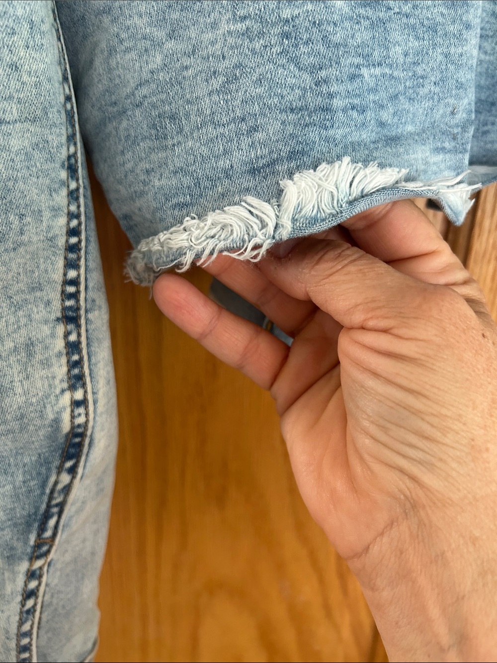 Cropped Light Blue Denim Jacket - Women - Picture 5 of 10